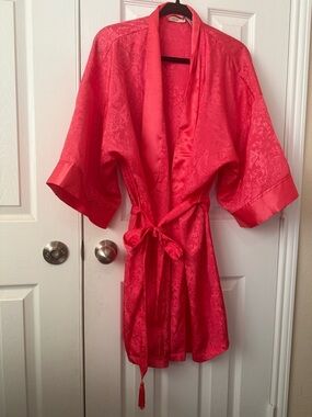Vintage Victoria's Secret Kimono Robe Floral print with medallion One size